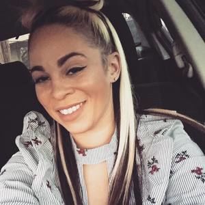 Meet your Posher, Brit